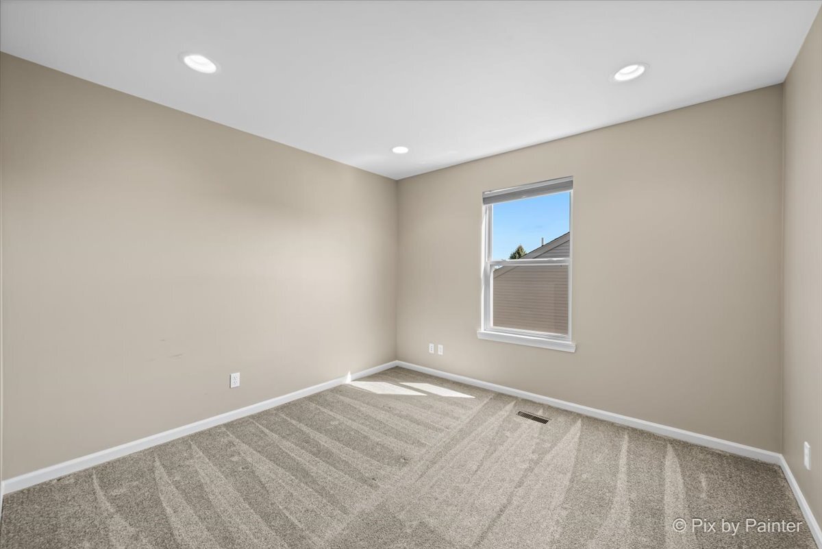 607 Stearn Drive, Genoa, IL 60135