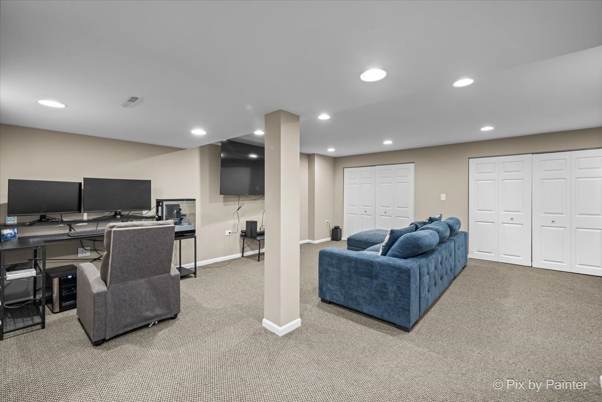 607 Stearn Drive, Genoa, IL 60135