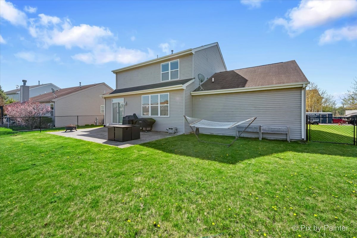 607 Stearn Drive, Genoa, IL 60135