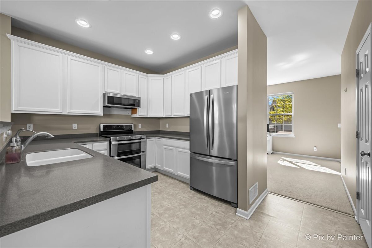 607 Stearn Drive, Genoa, IL 60135