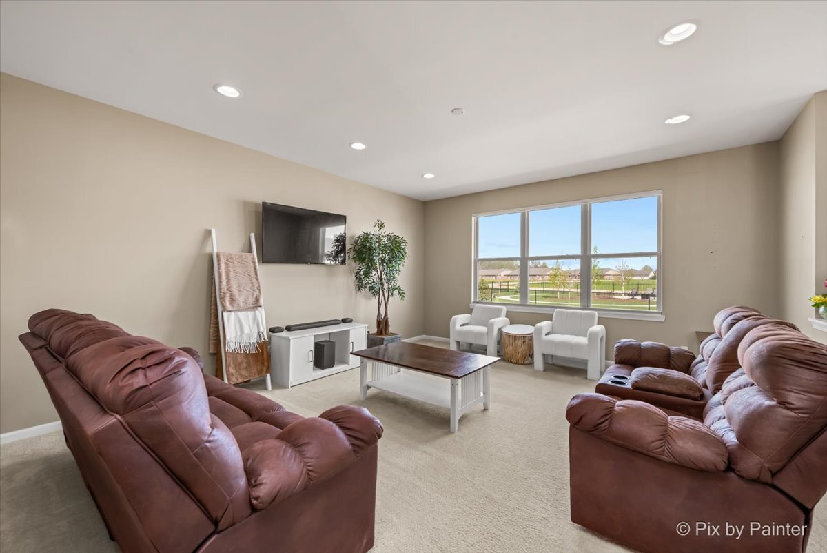 607 Stearn Drive, Genoa, IL 60135