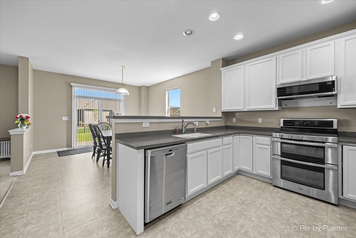 607 Stearn Drive, Genoa, IL 60135