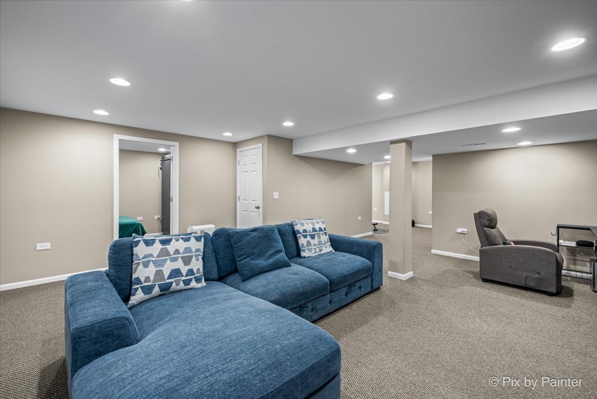 607 Stearn Drive, Genoa, IL 60135