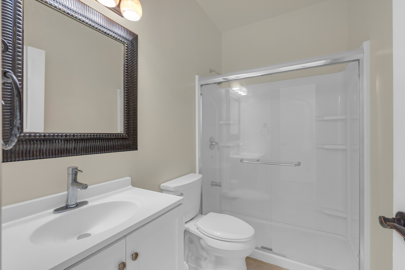 1171 HEAVENS GATE, Lake In The Hills, IL 60156