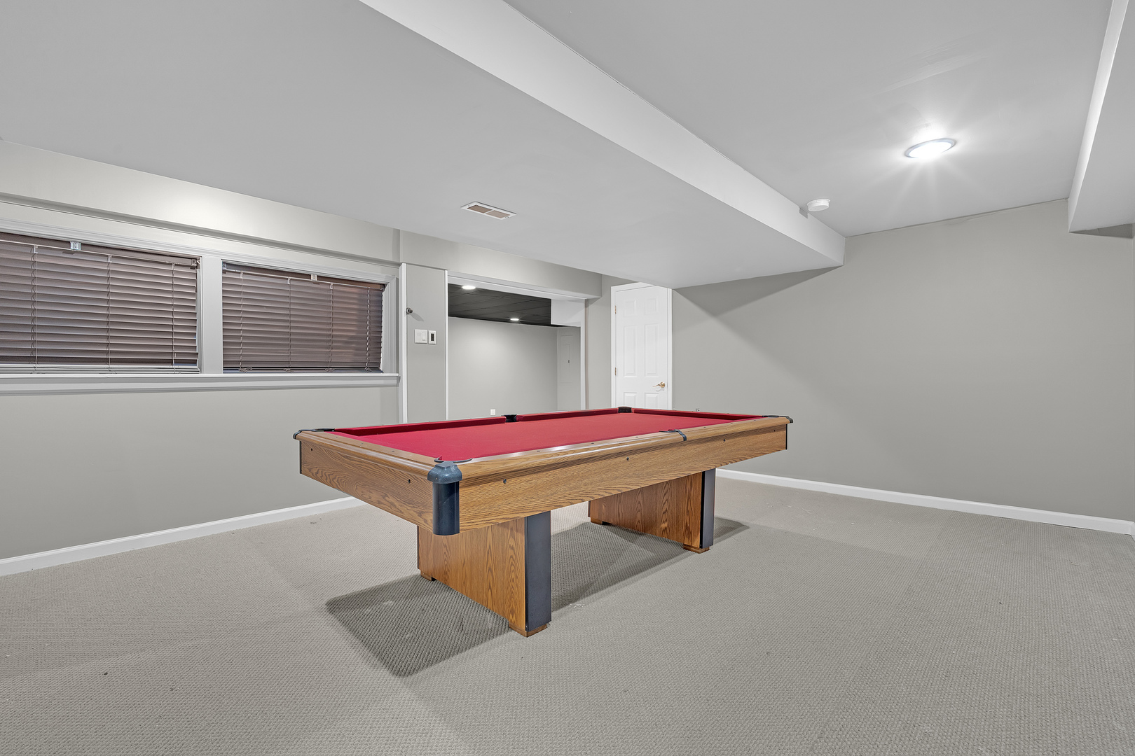 1171 HEAVENS GATE, Lake In The Hills, IL 60156