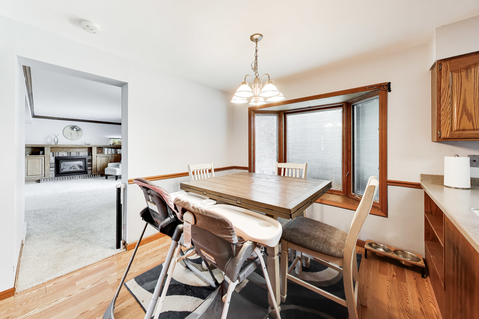 525 Skyline Drive, Algonquin, IL 60102