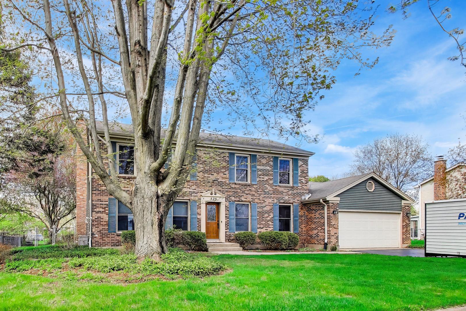 525 Skyline Drive, Algonquin, IL 60102