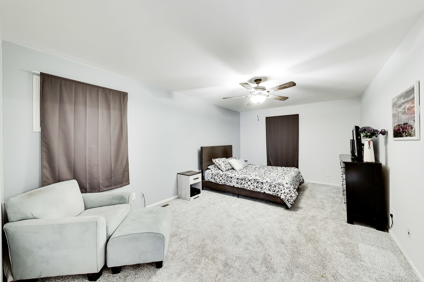 525 Skyline Drive, Algonquin, IL 60102