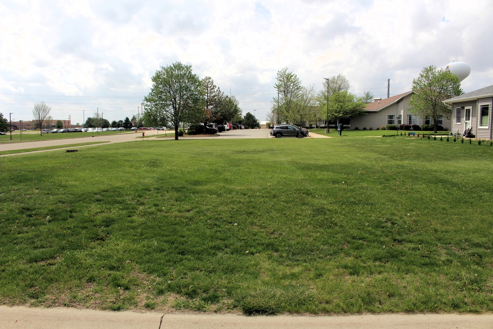 1 Liberty Lane, Clinton, IL 61727