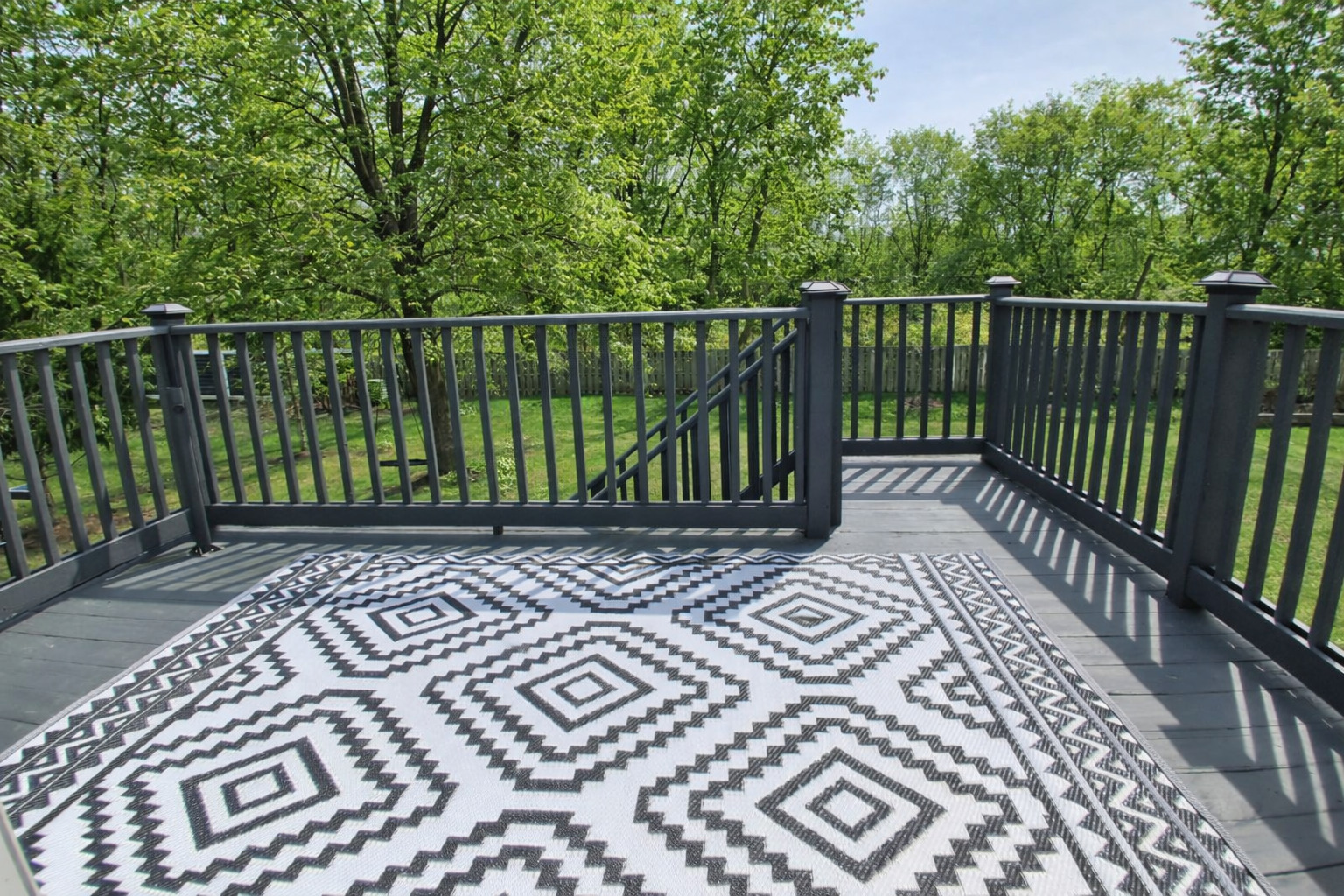 1235 Mallard Lane, Hoffman Estates, IL 60192