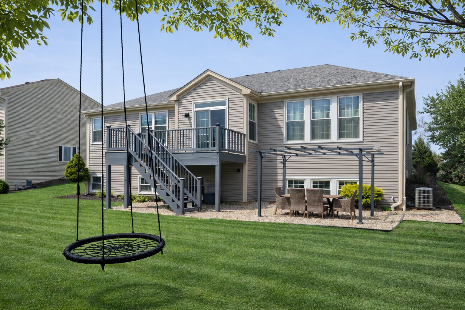 1235 Mallard Lane, Hoffman Estates, IL 60192