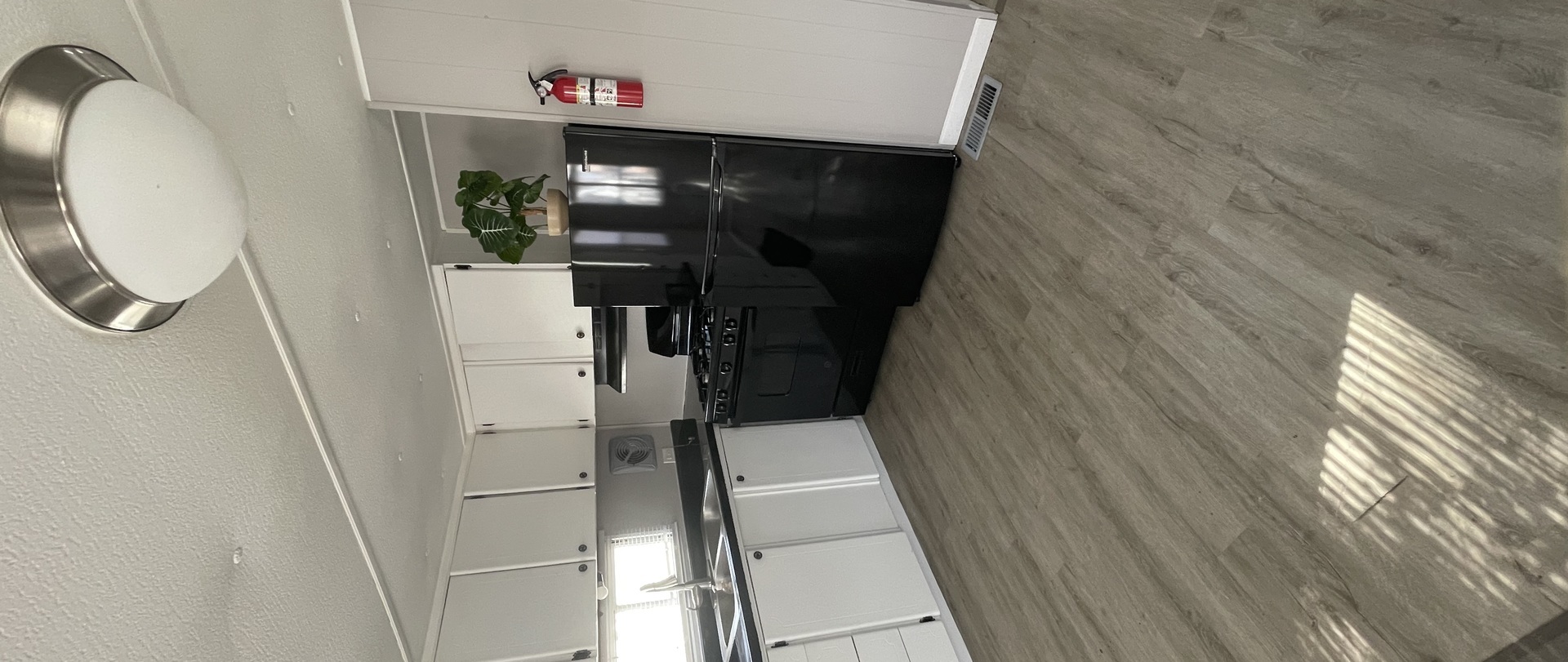 2993 Curtis Street #B24, Des Plaines, IL 60018