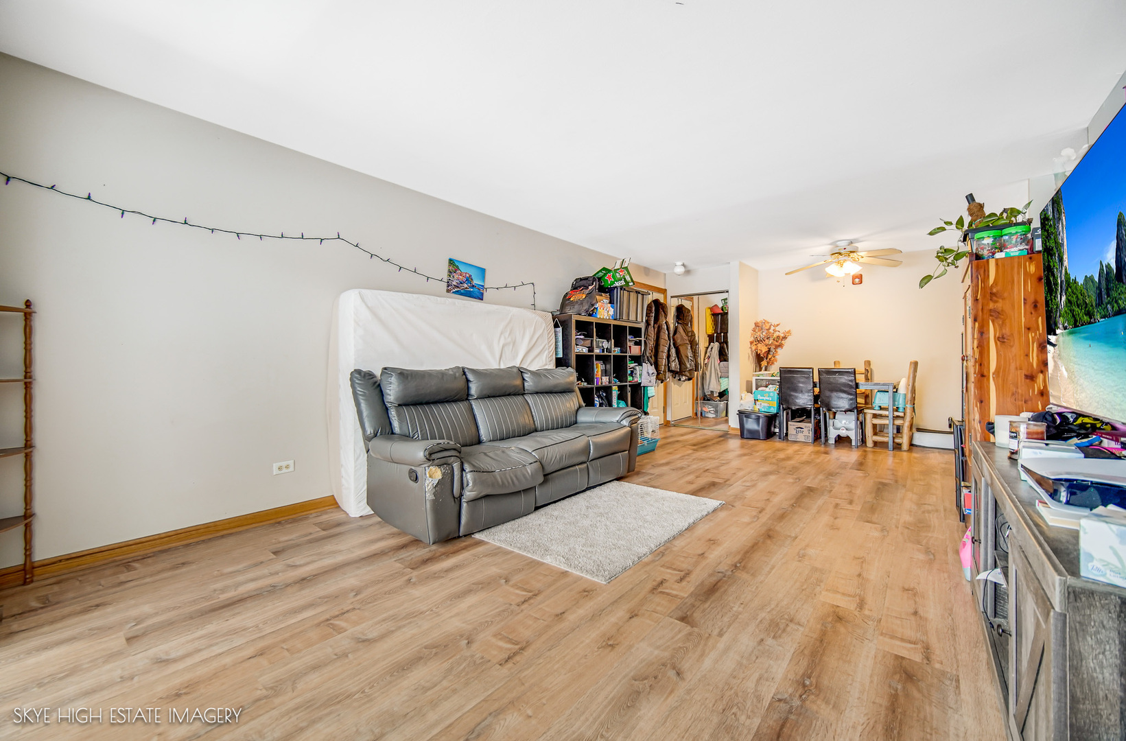 9958 S 84TH Terrace #206, Palos Hills, IL 60465