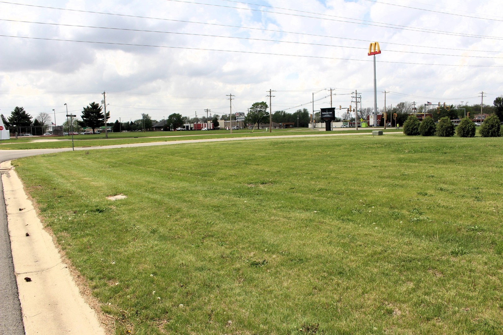 34 Liberty Lane, Clinton, IL 61727