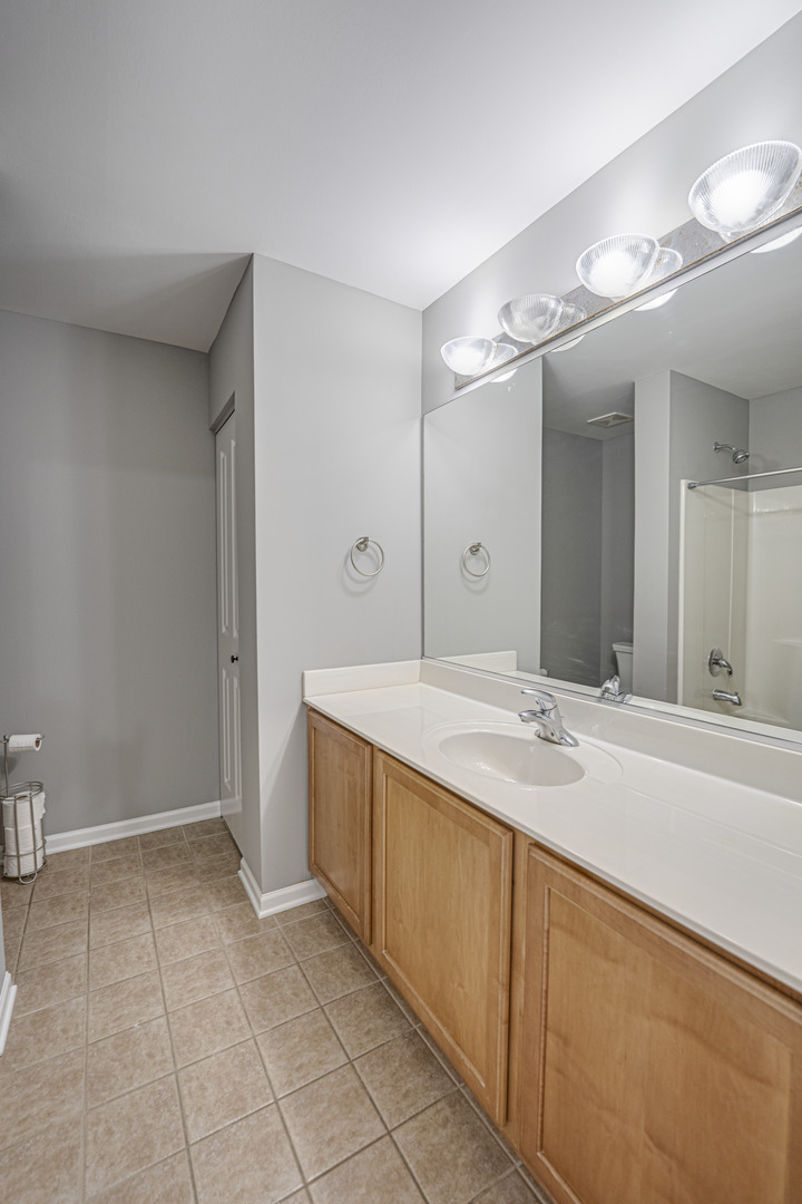 26615 Silverleaf Drive, Plainfield, IL 60585