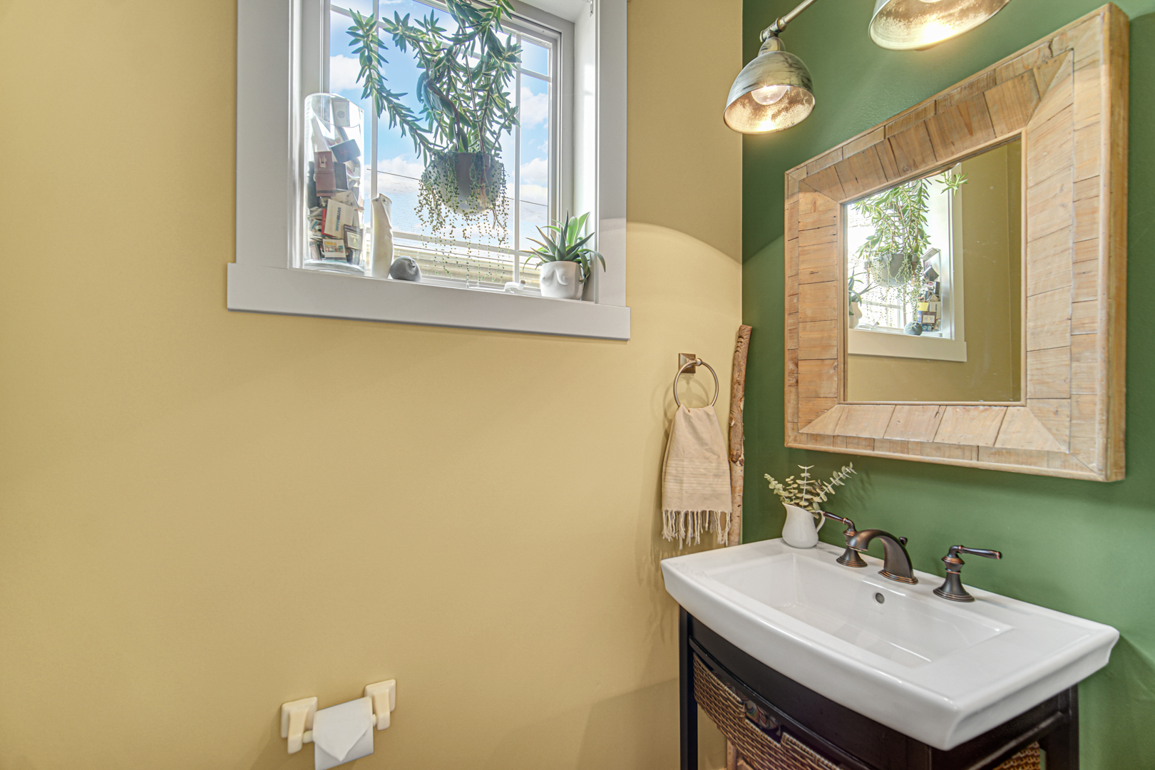 1024 Harris Road, Grayslake, IL 60030