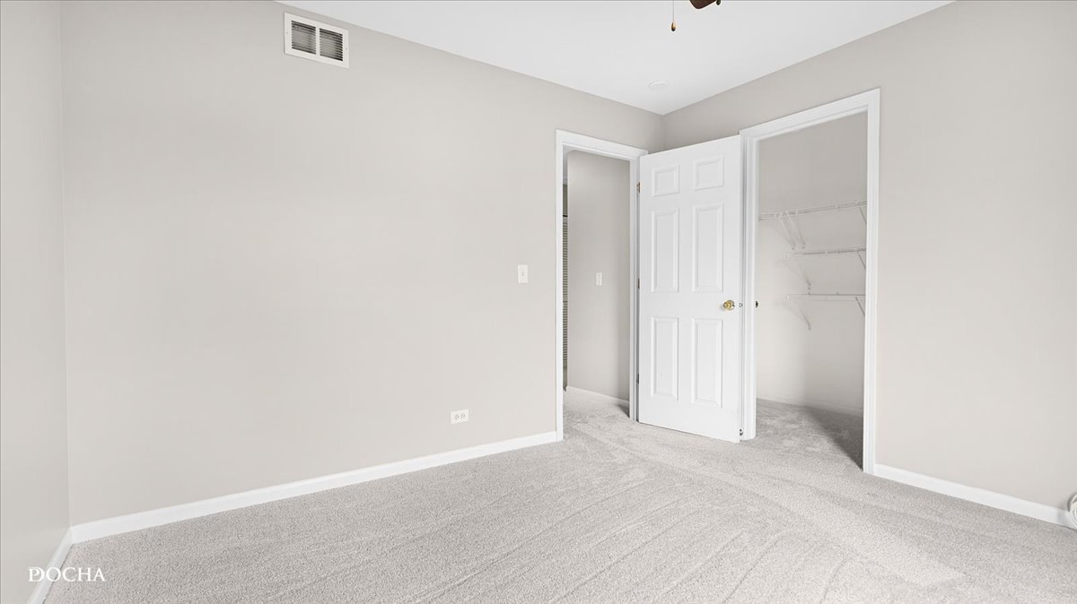 1698 FREDERICKSBURG Lane #1698, Aurora, IL 60503