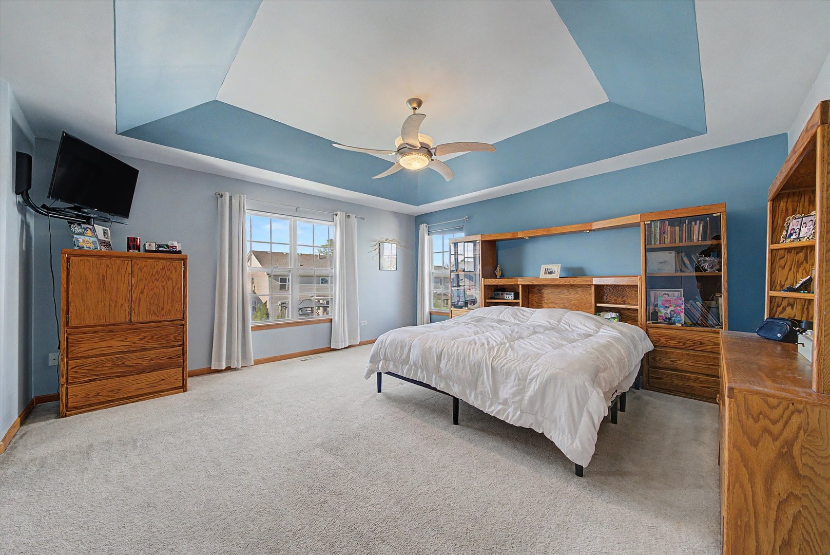 942 Brassfield Avenue, Romeoville, IL 60446