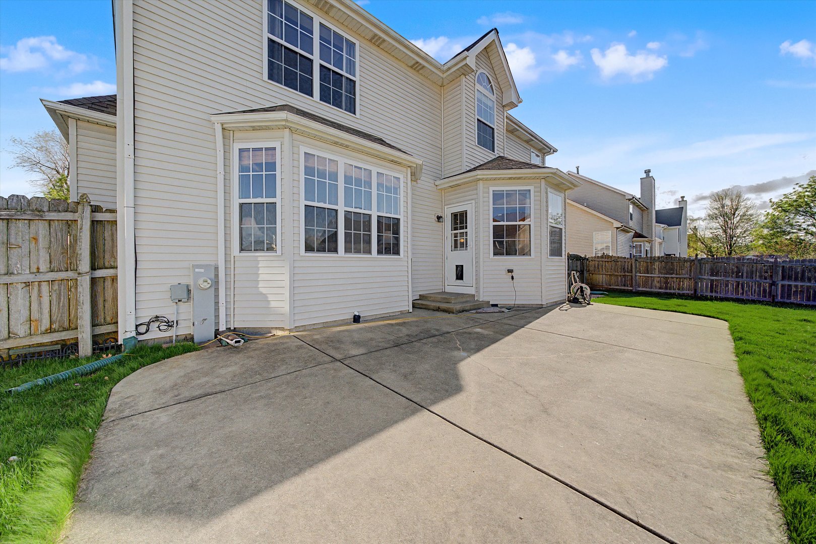 942 Brassfield Avenue, Romeoville, IL 60446