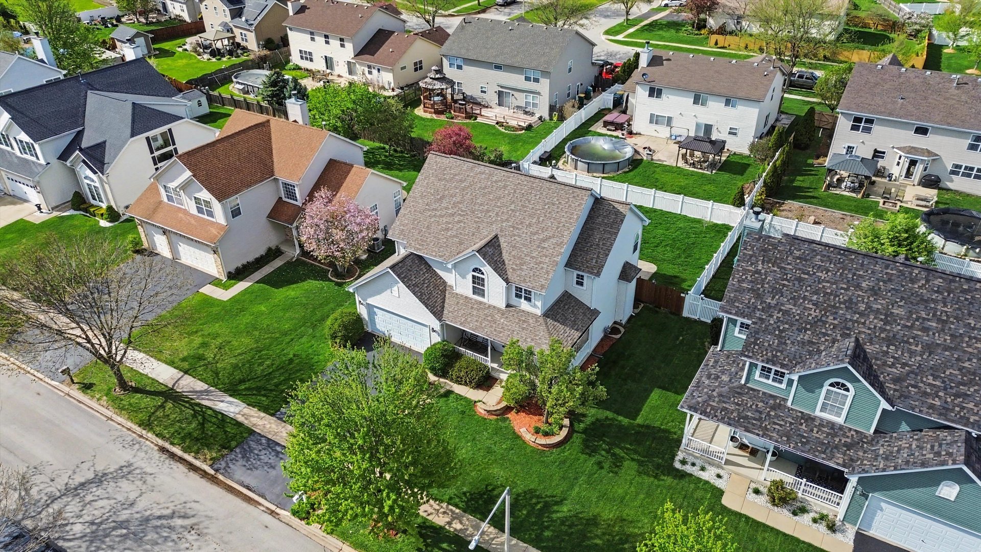 942 Brassfield Avenue, Romeoville, IL 60446