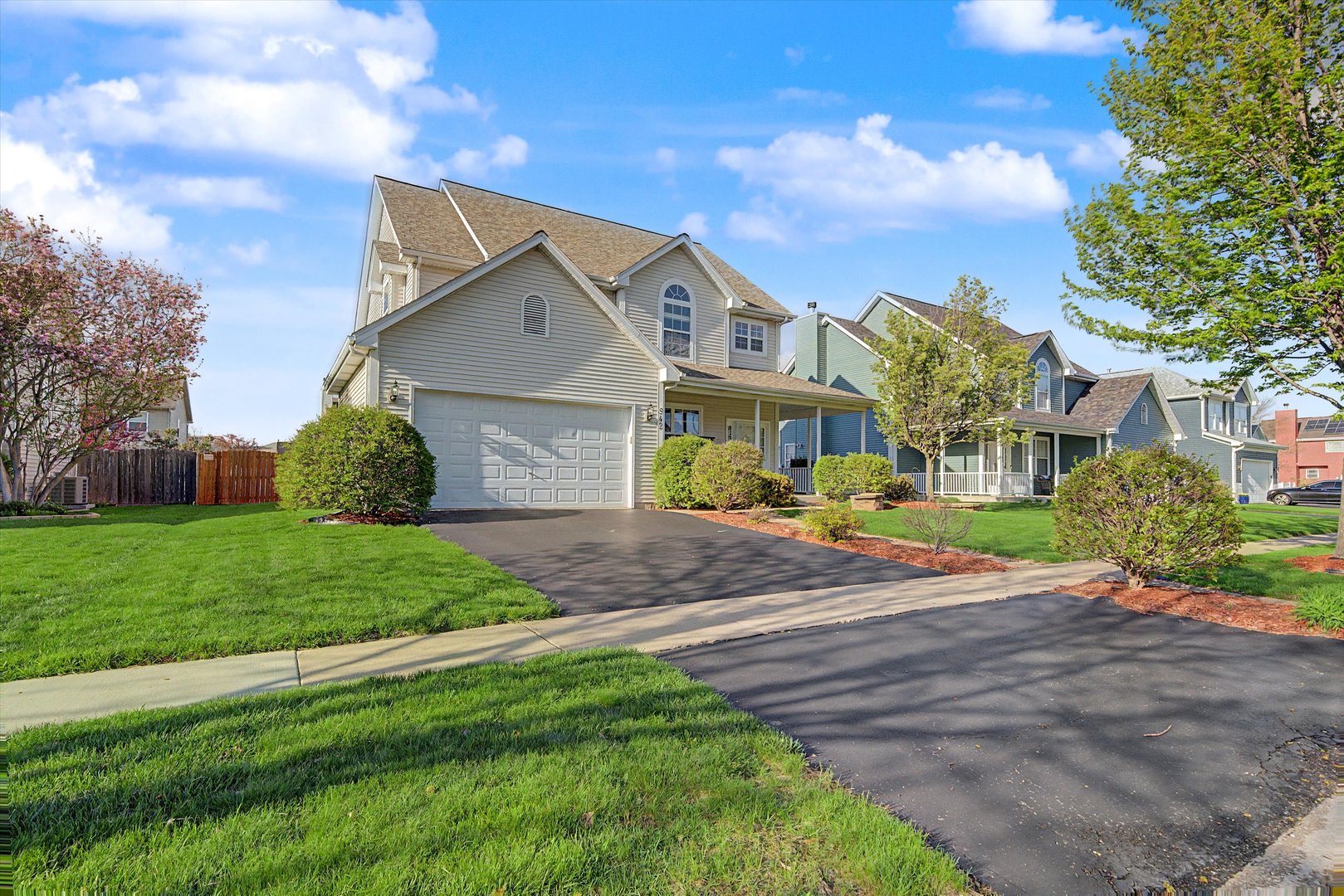 942 Brassfield Avenue, Romeoville, IL 60446