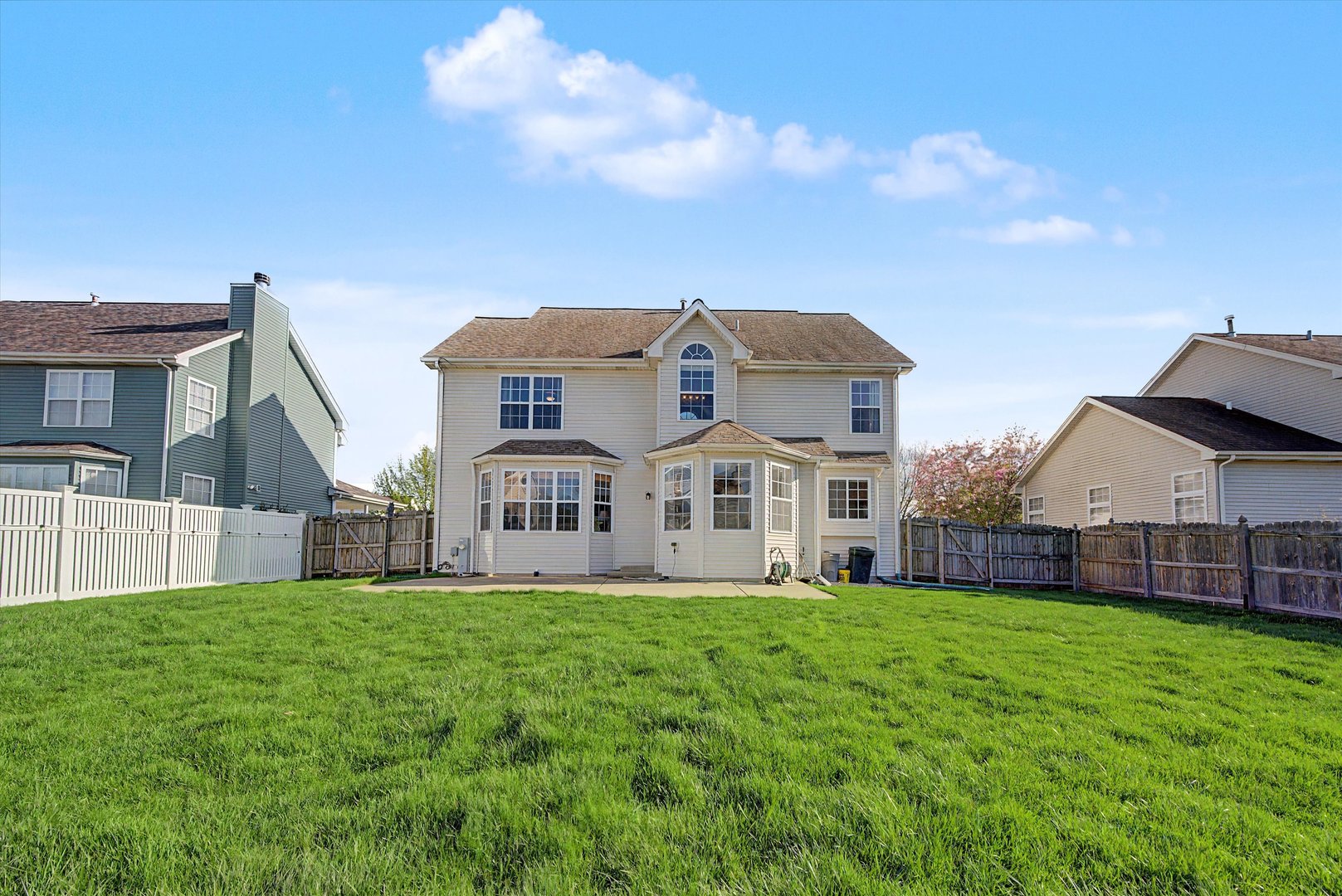 942 Brassfield Avenue, Romeoville, IL 60446