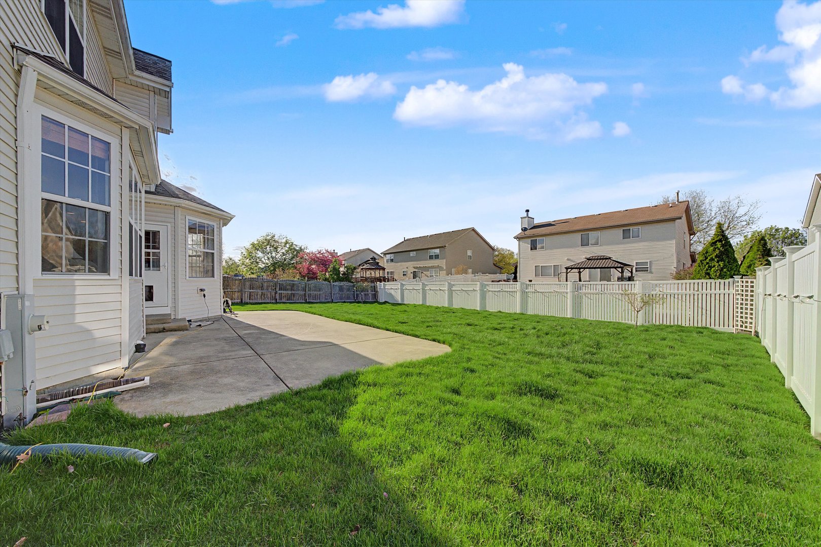 942 Brassfield Avenue, Romeoville, IL 60446