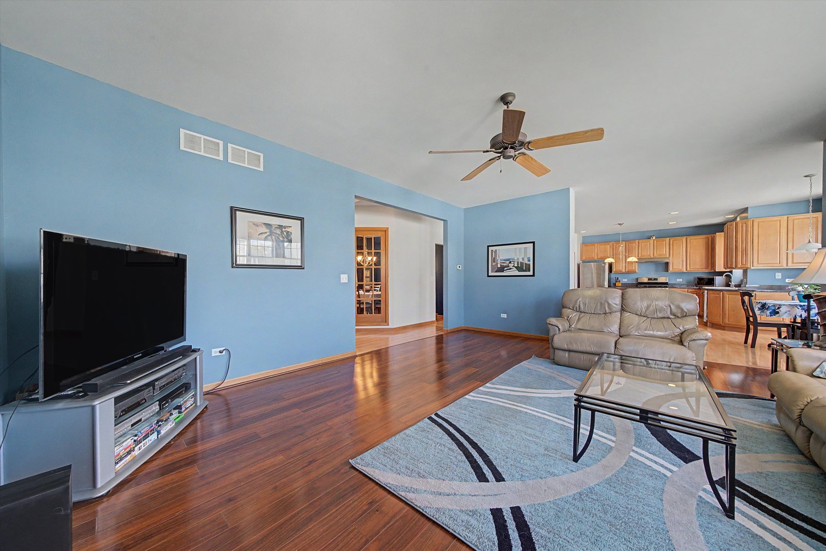 942 Brassfield Avenue, Romeoville, IL 60446