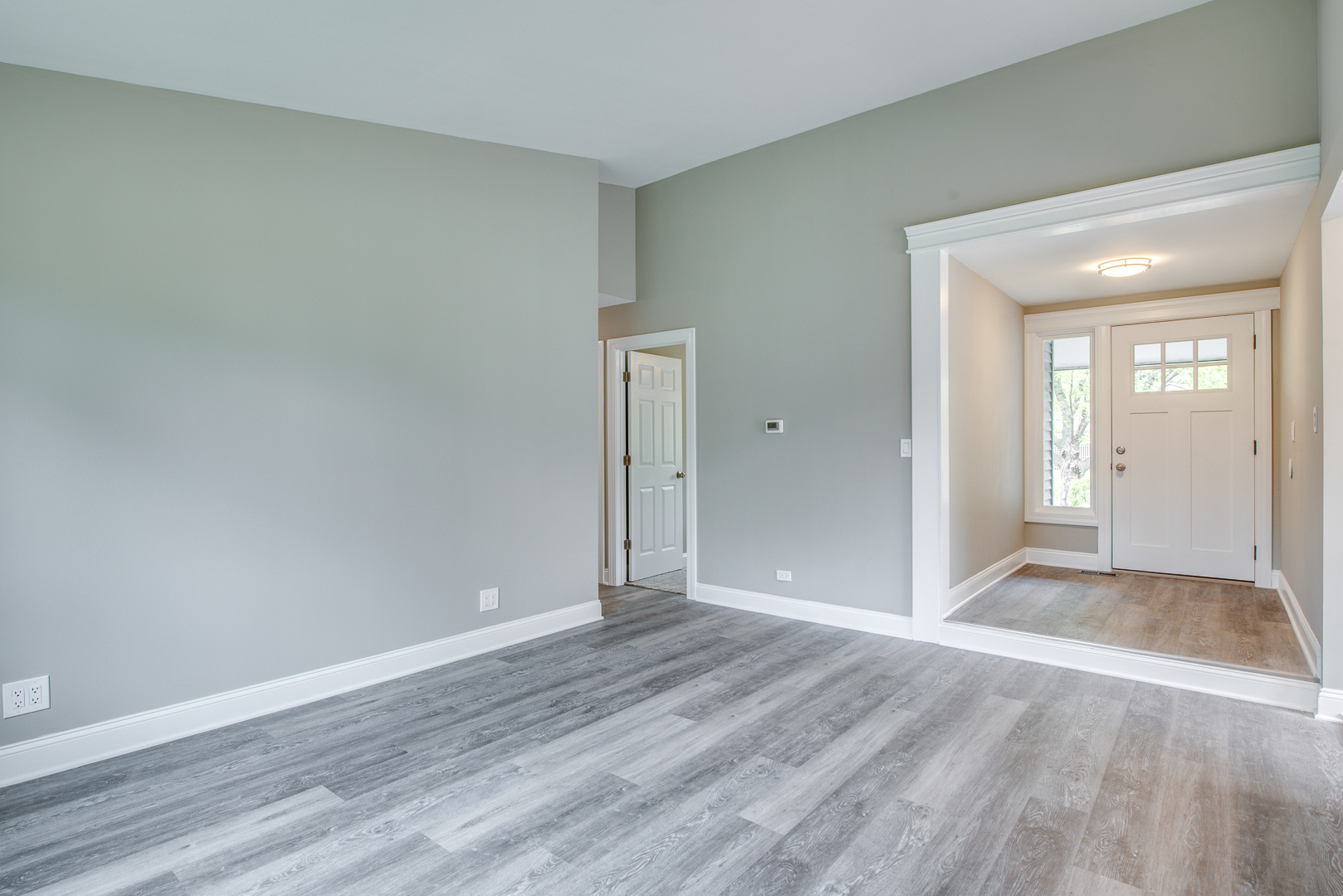 106 Foxcroft Road, Naperville, IL 60565