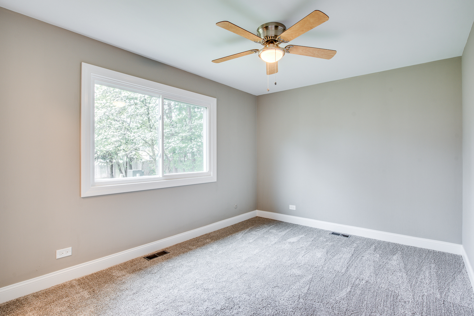 106 Foxcroft Road, Naperville, IL 60565