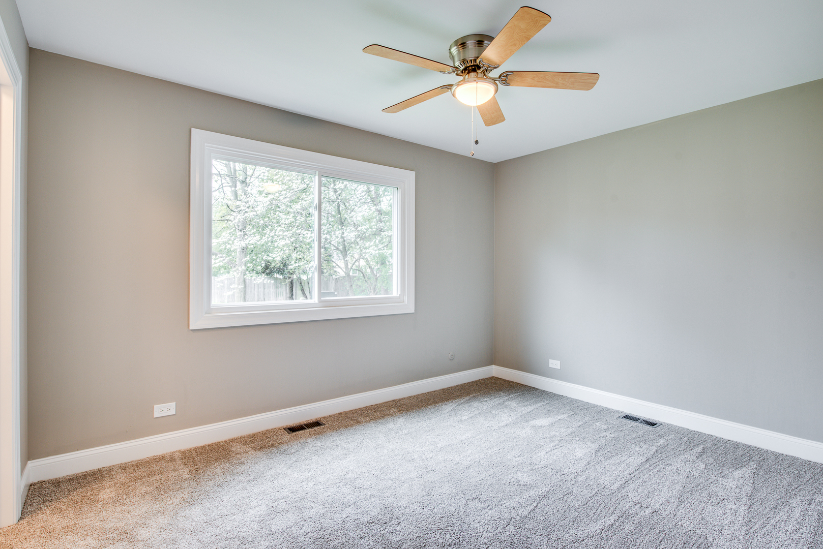 106 Foxcroft Road, Naperville, IL 60565