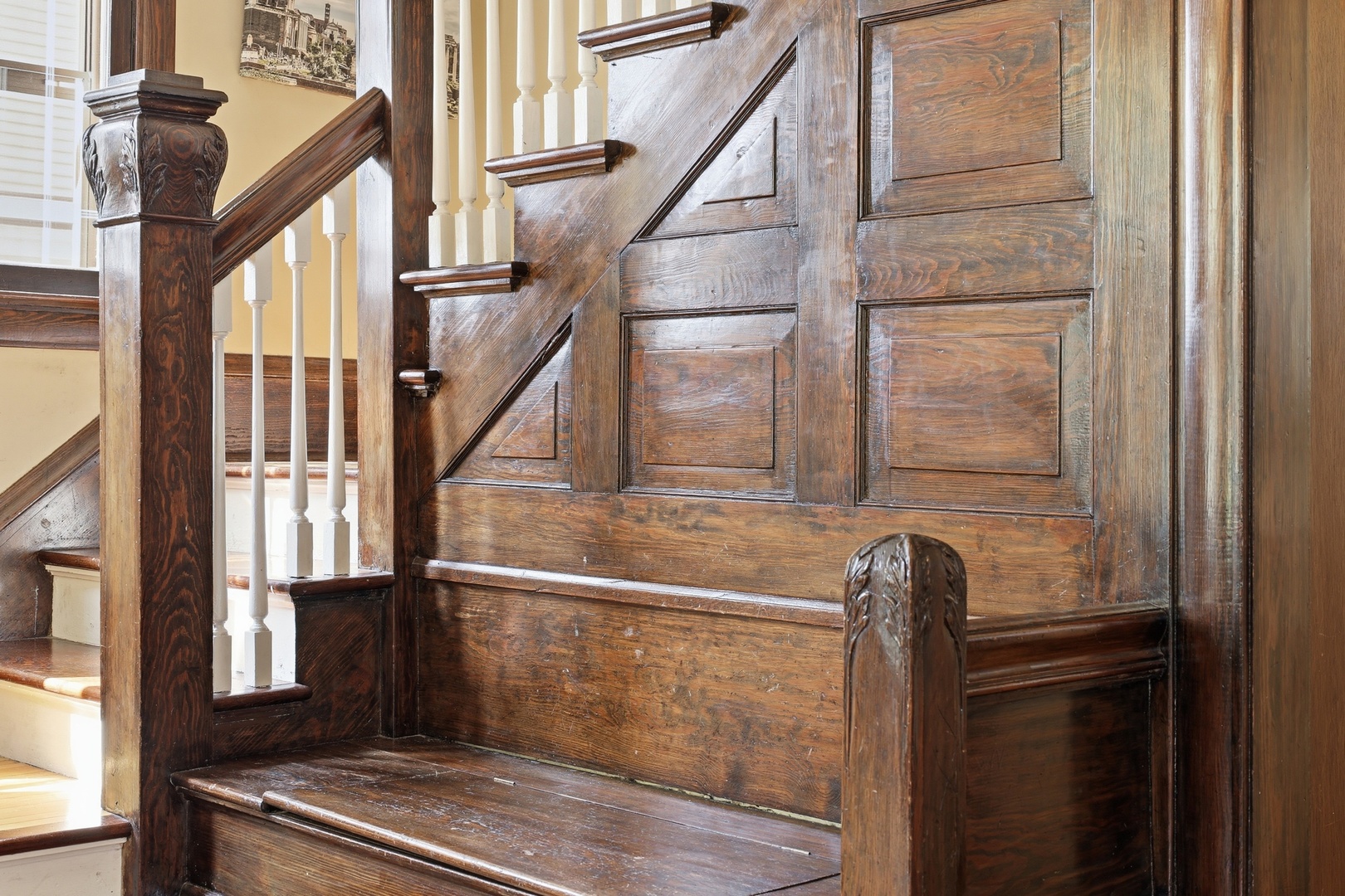 12 Rugby Place, Elgin, IL 60120