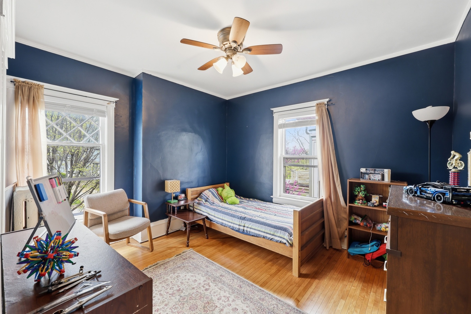 12 Rugby Place, Elgin, IL 60120