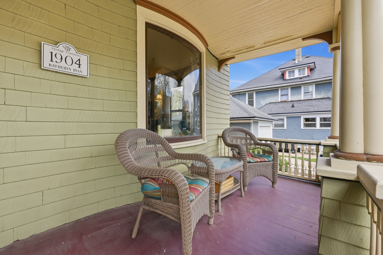 12 Rugby Place, Elgin, IL 60120