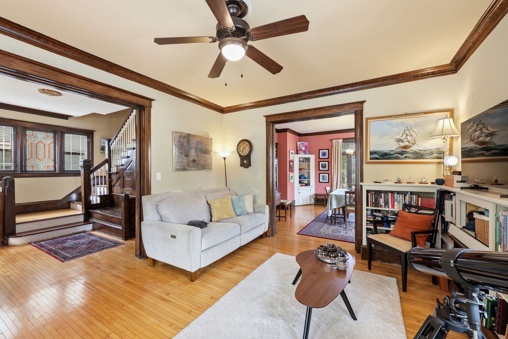 12 Rugby Place, Elgin, IL 60120