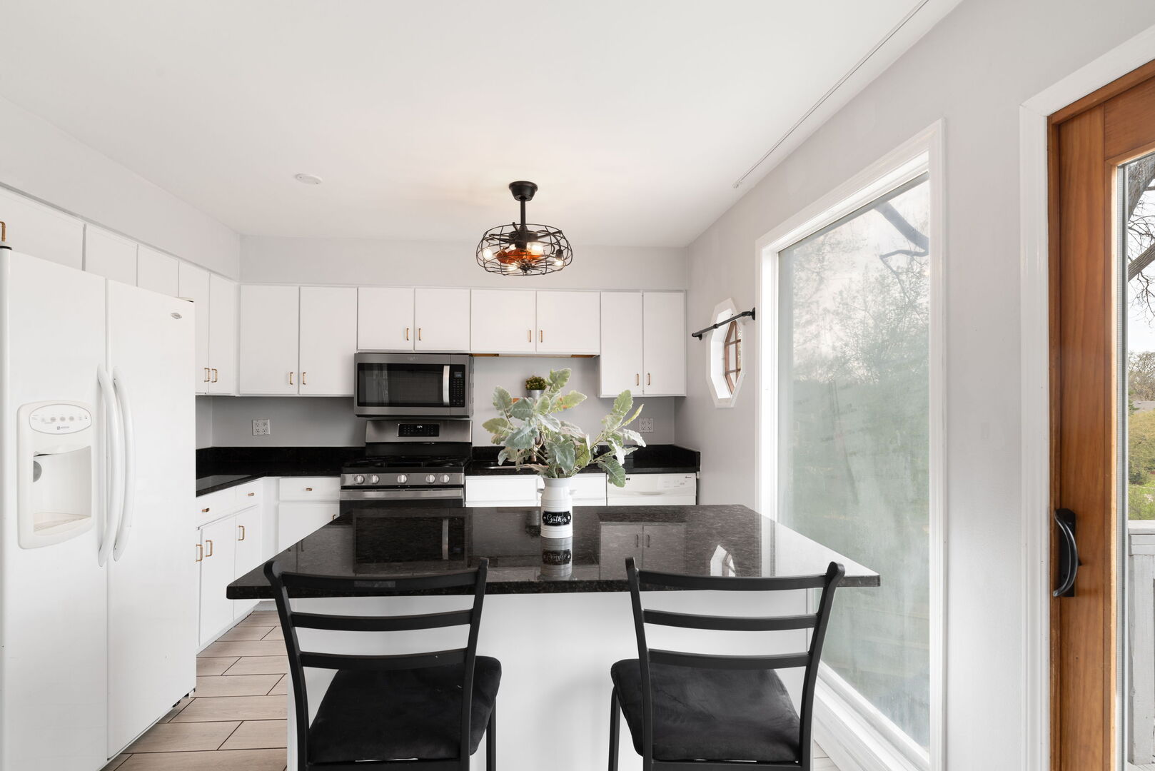 607 Orchard Street, Antioch, IL 60002