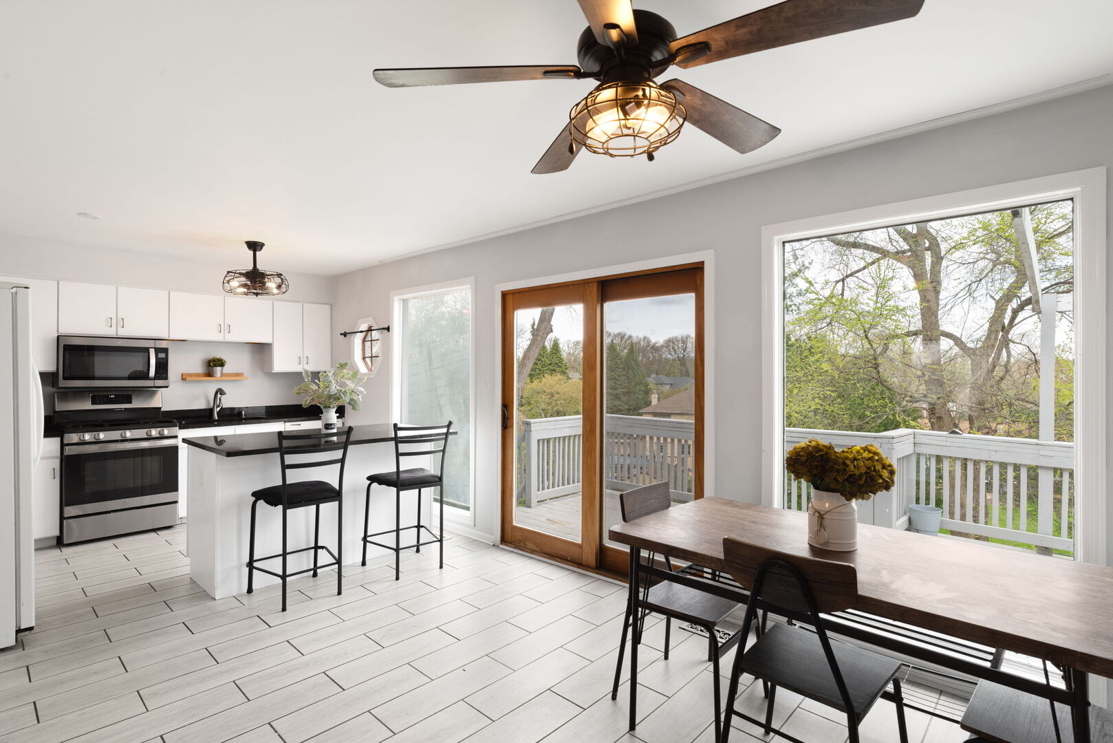 607 Orchard Street, Antioch, IL 60002