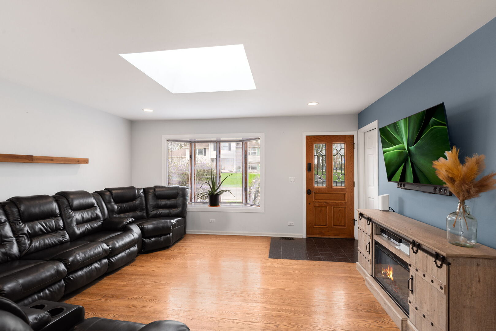 607 Orchard Street, Antioch, IL 60002