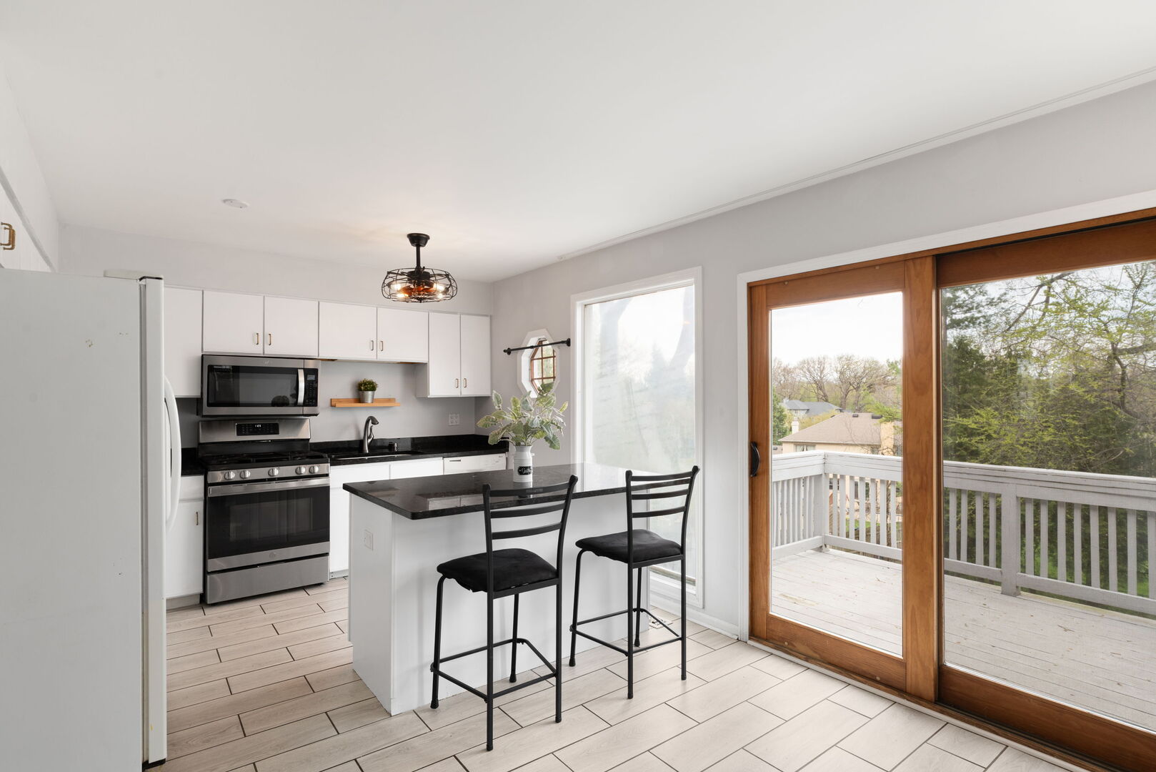 607 Orchard Street, Antioch, IL 60002