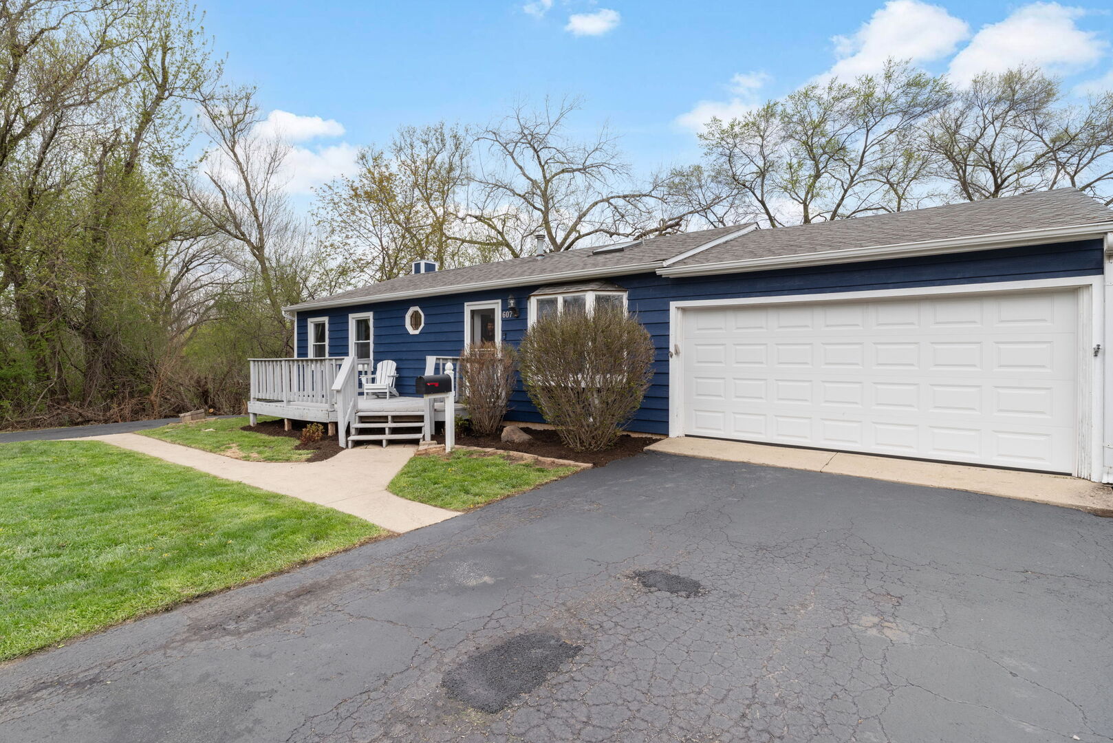 607 Orchard Street, Antioch, IL 60002