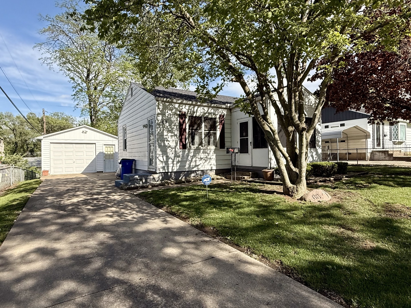 68 Maple Court, Decatur, IL 62526