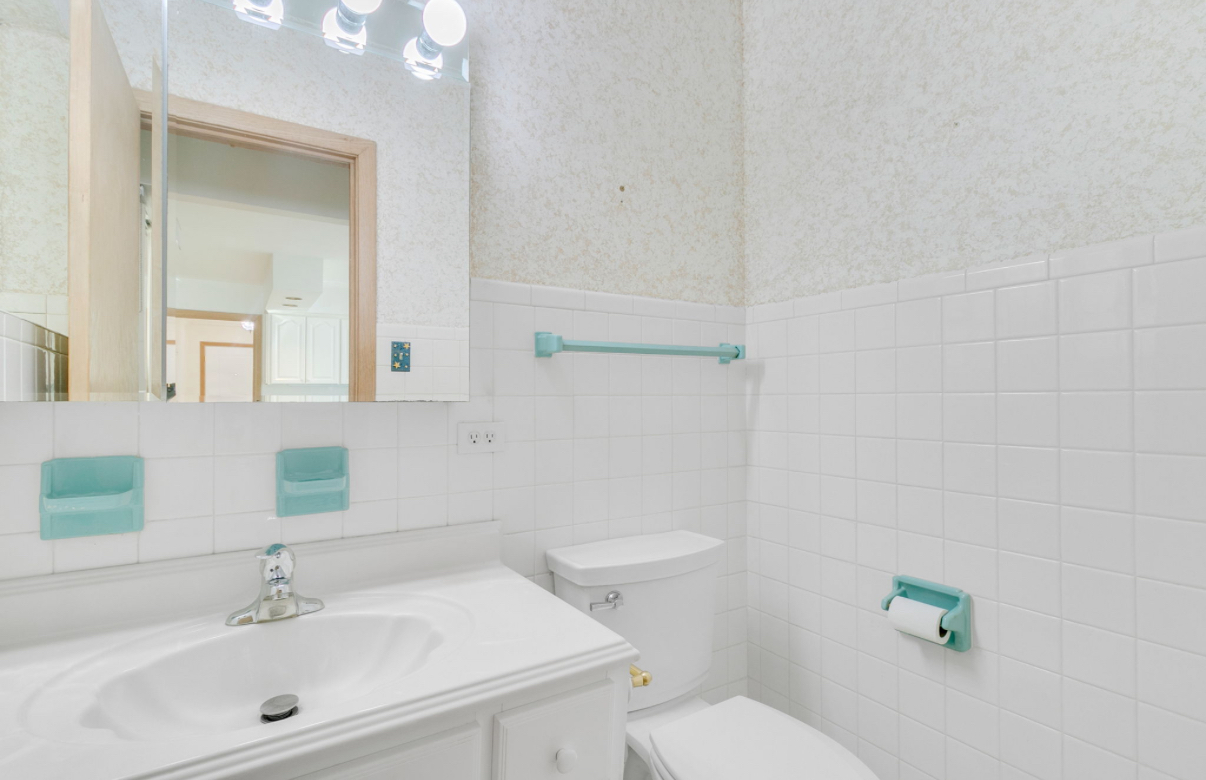 9712 S Kolmar Avenue, Oak Lawn, IL 60453