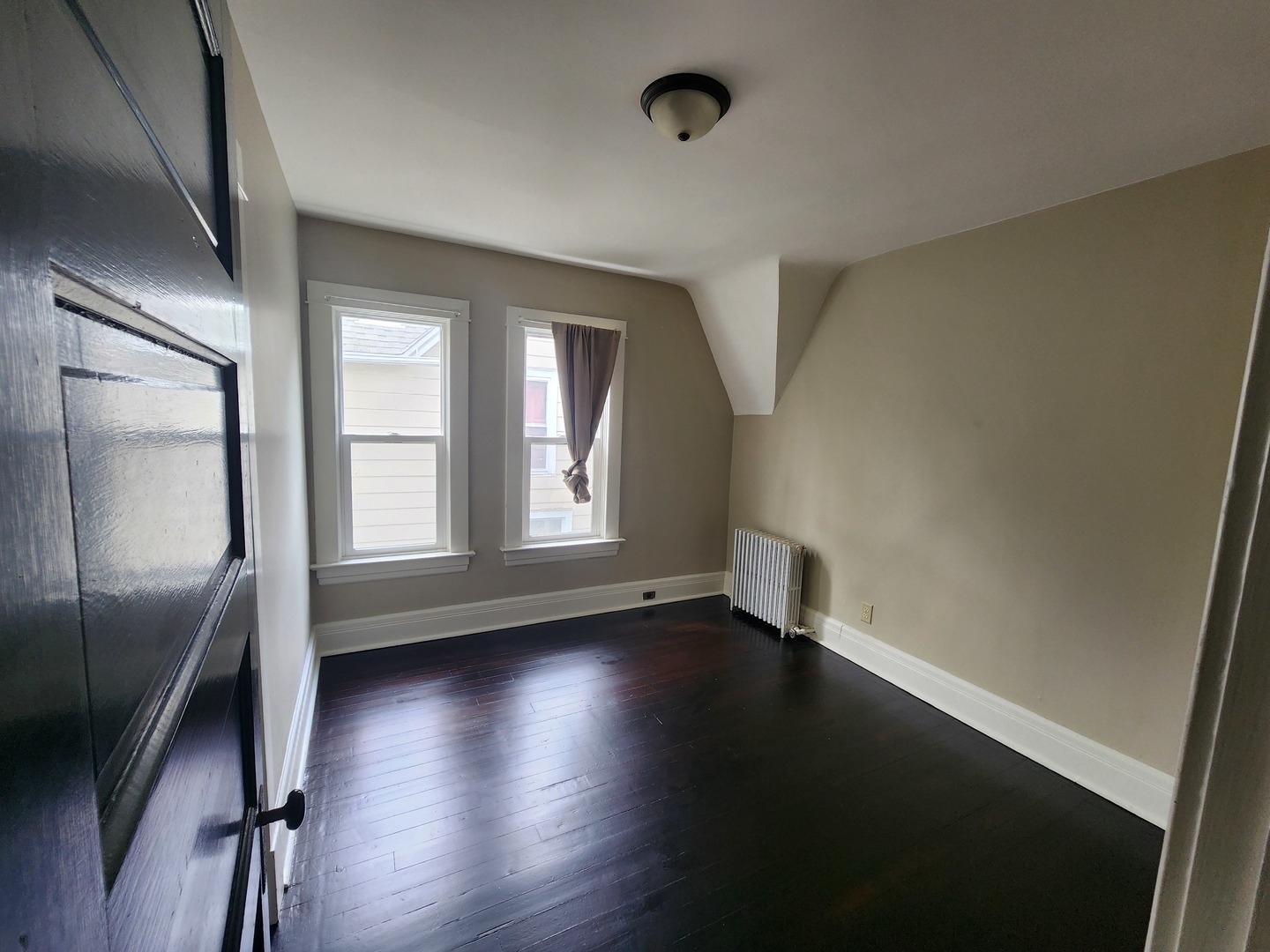 824 Hickory Street, Waukegan, IL 60085