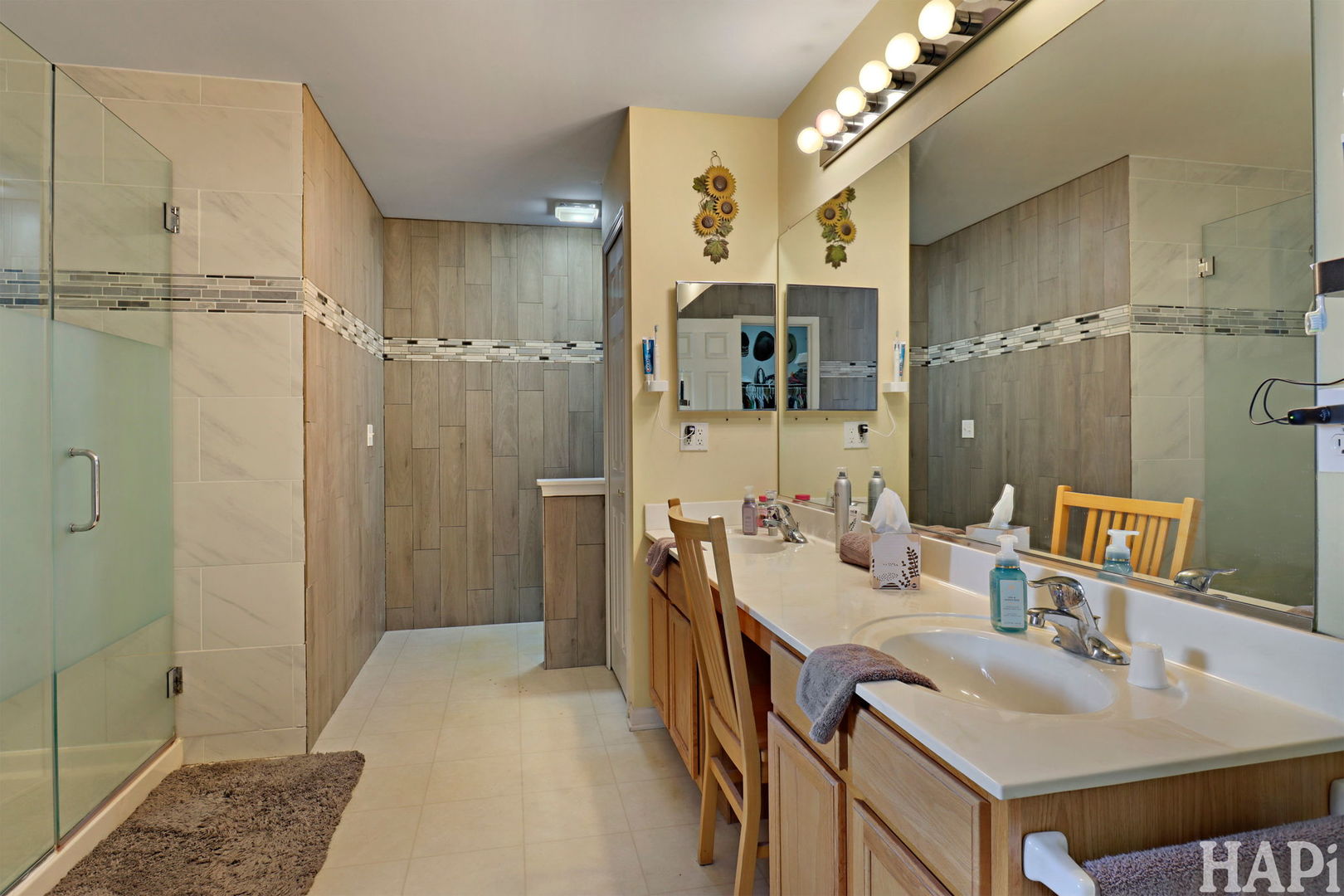 1909 Hemlock Drive, McHenry, IL 60050