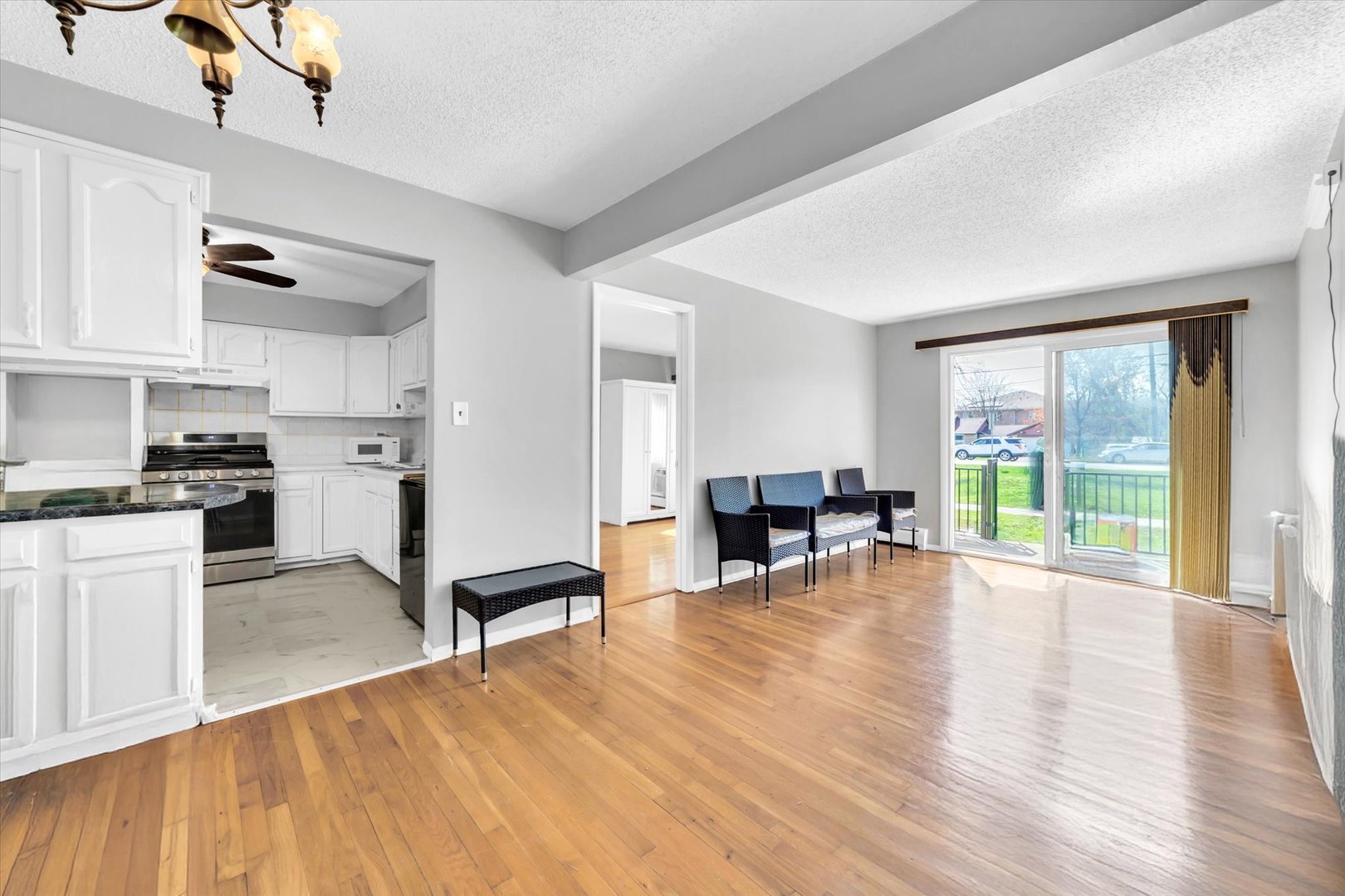 9205 Potter Road #1C, Des Plaines, IL 60016