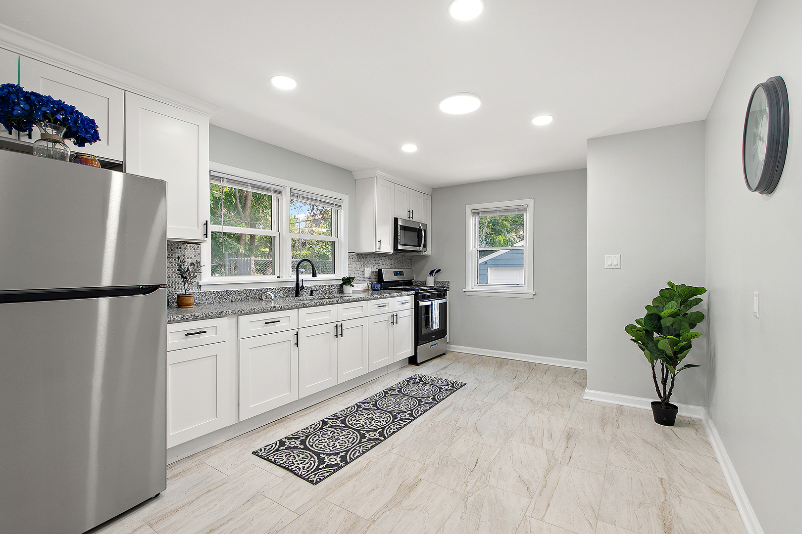 1051 Burnham Avenue, Calumet City, IL 60409