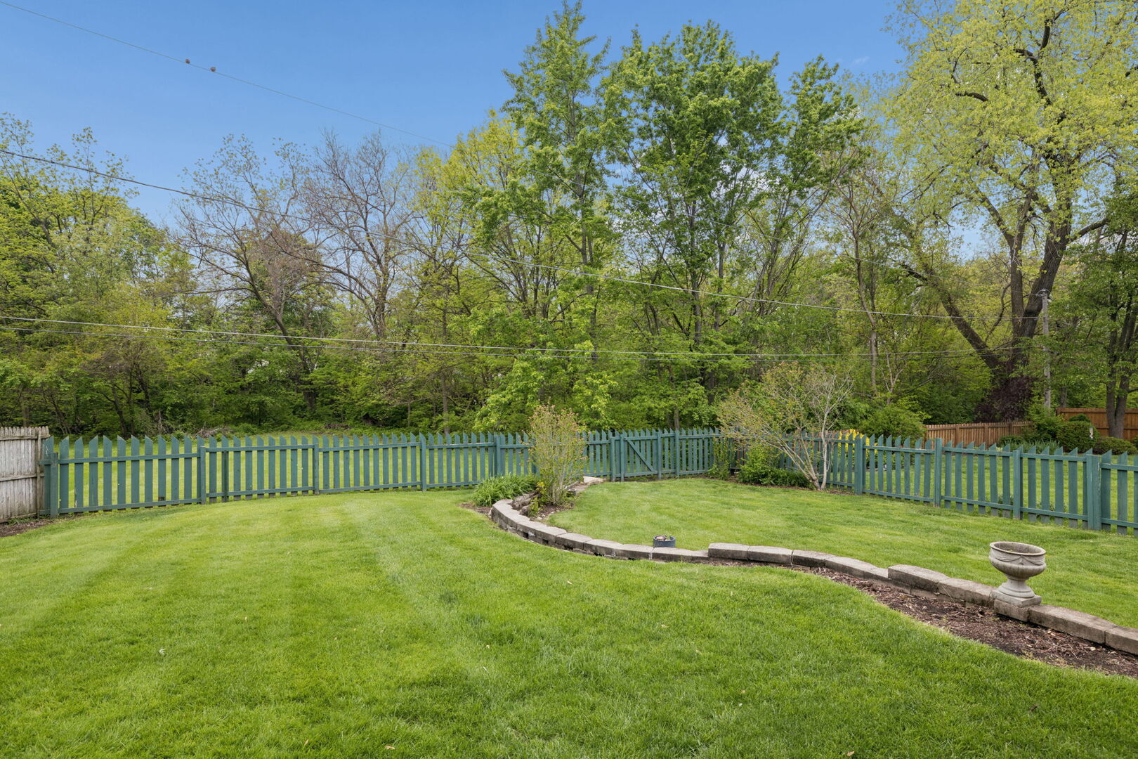 1005 Valley Lane, Lockport, IL 60441