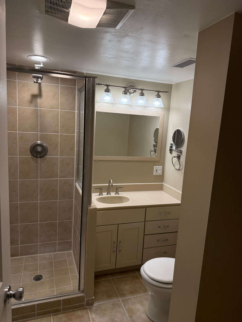 639 N Kaspar Avenue, Arlington Heights, IL 60004