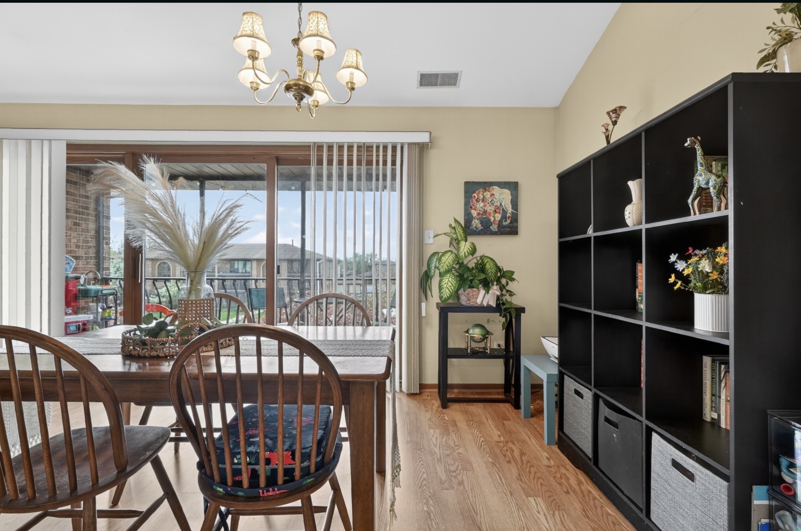 11111 Heritage Drive #3B, Palos Hills, IL 60465