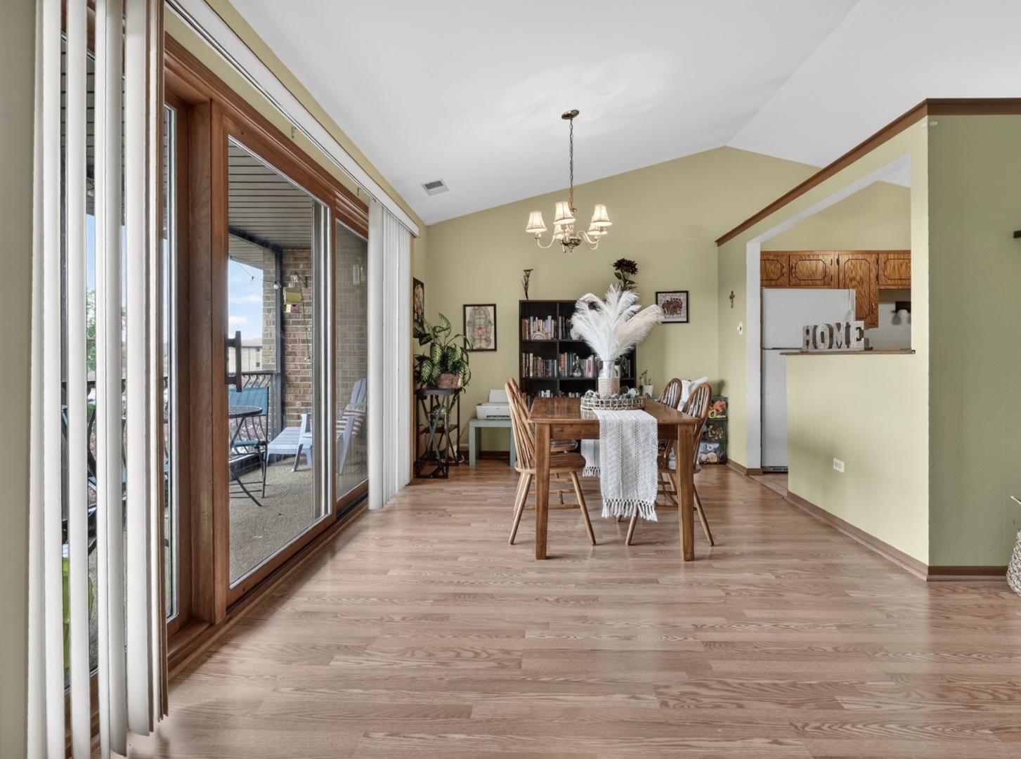 11111 Heritage Drive #3B, Palos Hills, IL 60465